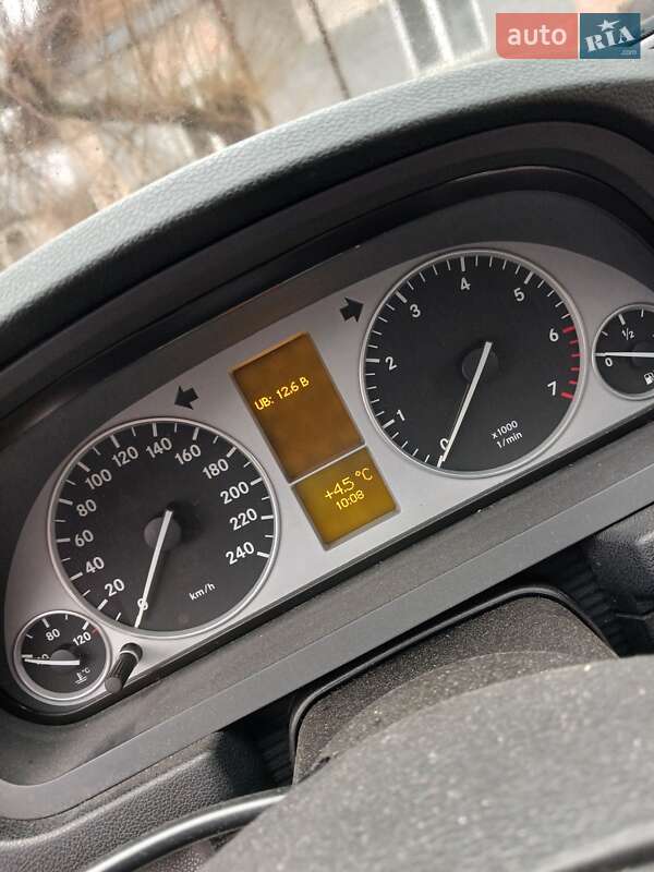 Хэтчбек Mercedes-Benz B-Class 2011 в Обухове фото 14 Хэтчбек Mercedes-Benz B-Class 2011 в Обухове