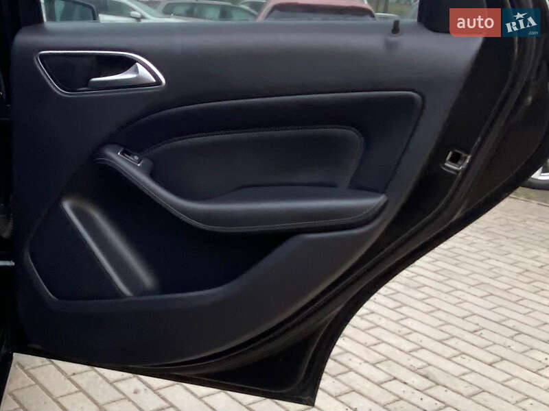 Хетчбек Mercedes-Benz B-Class 2016 в Рівному фото 30 Хетчбек Mercedes-Benz B-Class 2016 в Рівному