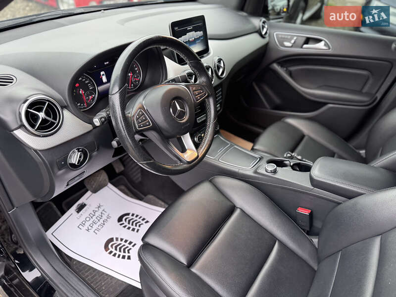 Хетчбек Mercedes-Benz B-Class 2017 в Івано-Франківську