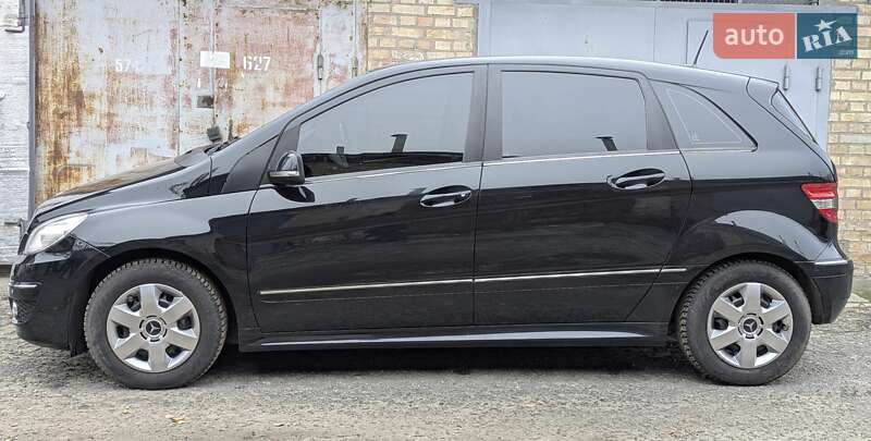 Хэтчбек Mercedes-Benz B-Class 2009 в Киеве