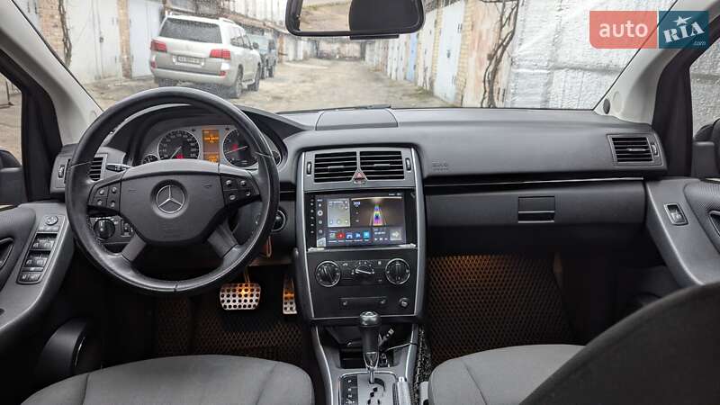 Хэтчбек Mercedes-Benz B-Class 2009 в Киеве