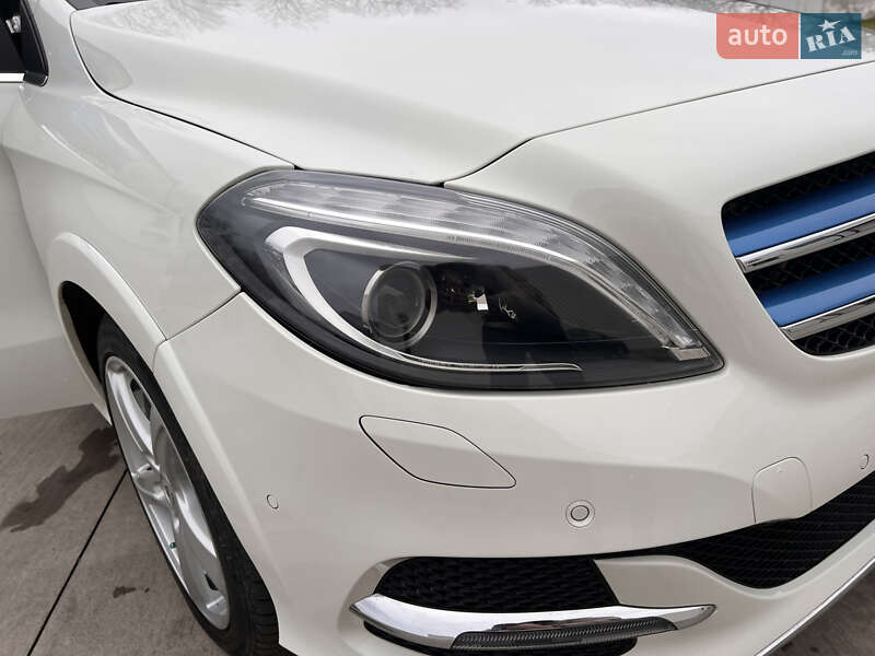 Хэтчбек Mercedes-Benz B-Class 2015 в Луцке фото 8 Хэтчбек Mercedes-Benz B-Class 2015 в Луцке