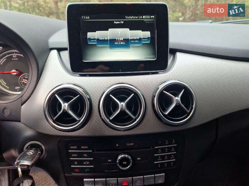 Хетчбек Mercedes-Benz B-Class 2015 в Дніпрі