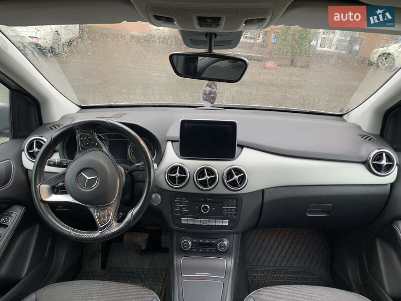 Хетчбек Mercedes-Benz B-Class 2015 в Хмельницькому фото 6 Хетчбек Mercedes-Benz B-Class 2015 в Хмельницькому