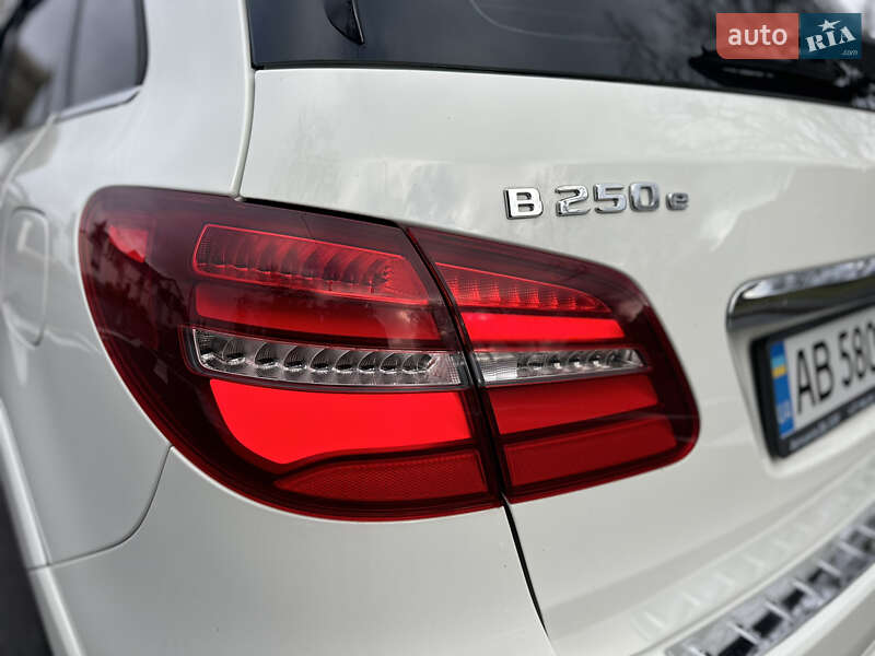 Хэтчбек Mercedes-Benz B-Class 2017 в Виннице