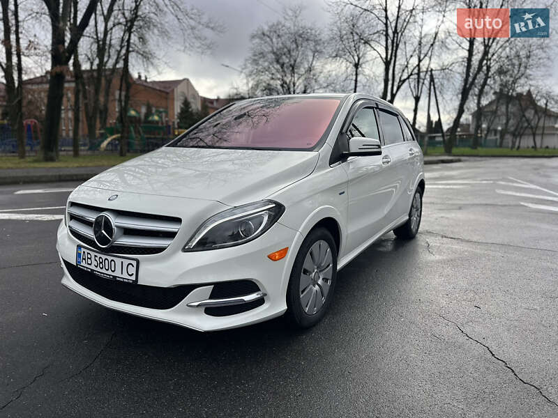 Хэтчбек Mercedes-Benz B-Class 2017 в Виннице