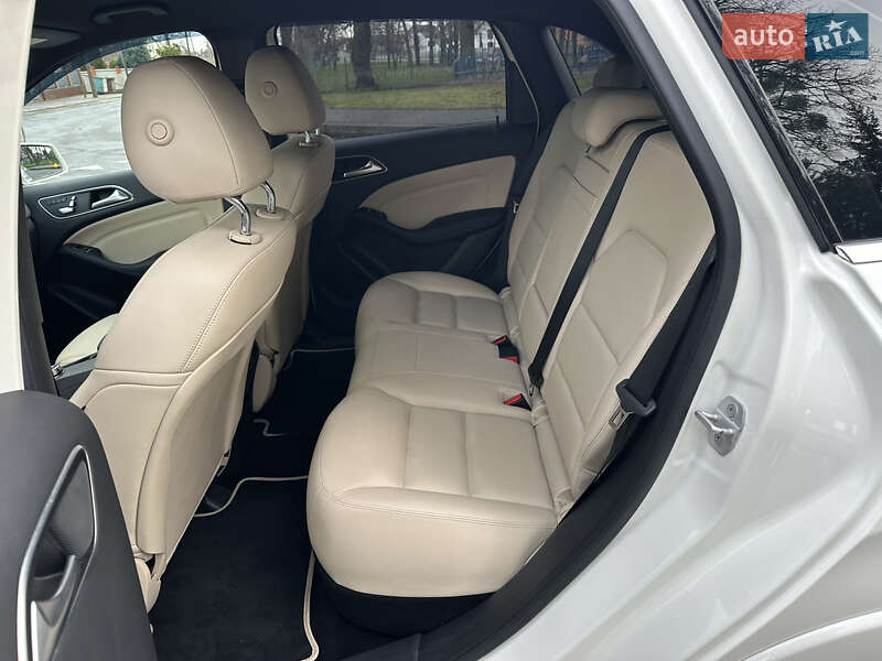 Хэтчбек Mercedes-Benz B-Class 2017 в Виннице