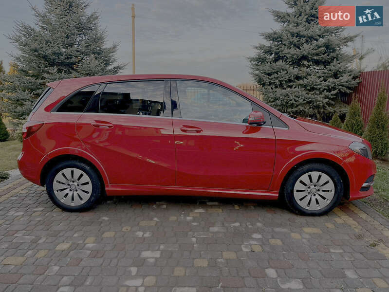 Хэтчбек Mercedes-Benz B-Class 2016 в Дрогобыче