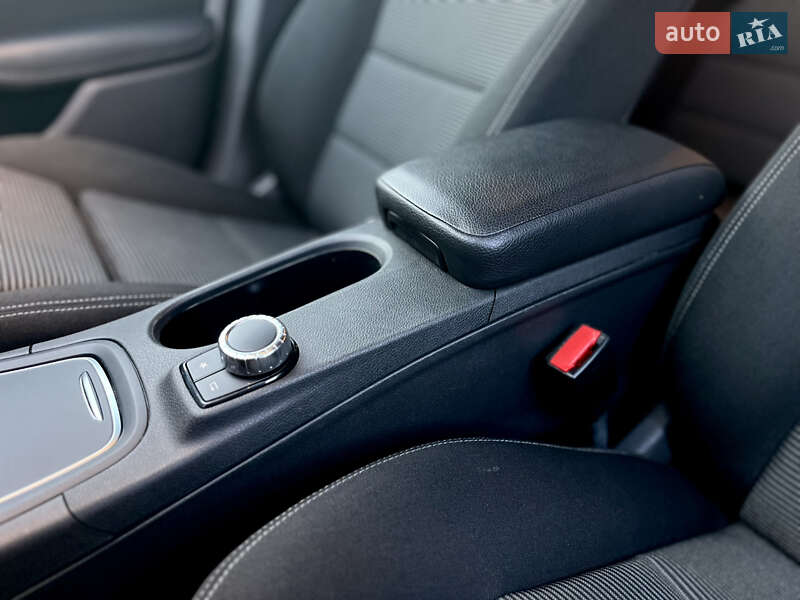 Хэтчбек Mercedes-Benz B-Class 2016 в Дрогобыче