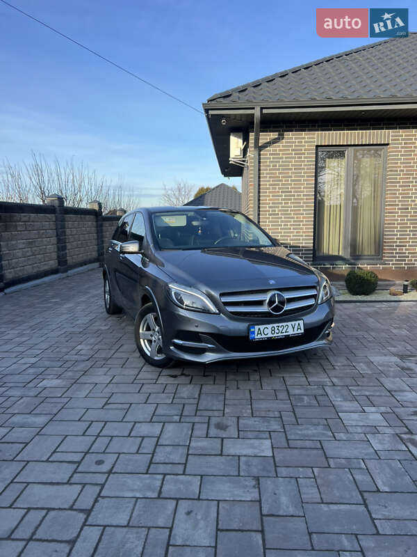 Mercedes-Benz B-Class 2016