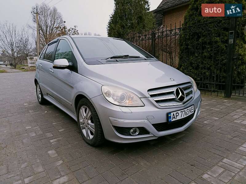 Mercedes-Benz B-Class 2010