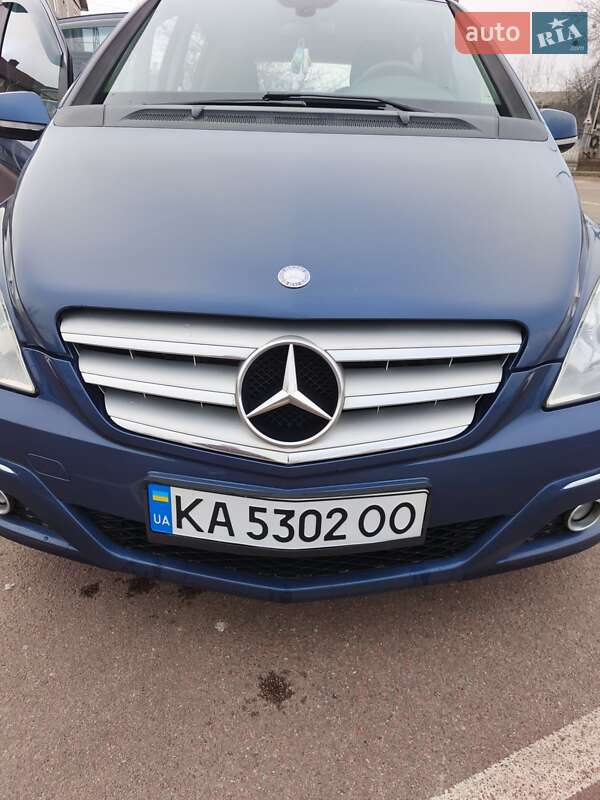 Хетчбек Mercedes-Benz B-Class 2010 в Києві фото 34 Хетчбек Mercedes-Benz B-Class 2010 в Києві