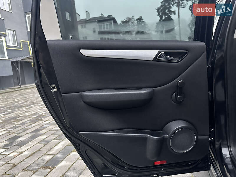 Хетчбек Mercedes-Benz B-Class 2005 в Охтирці