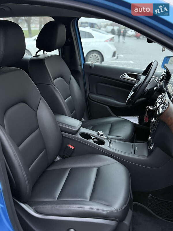 Хэтчбек Mercedes-Benz B-Class 2014 в Виннице