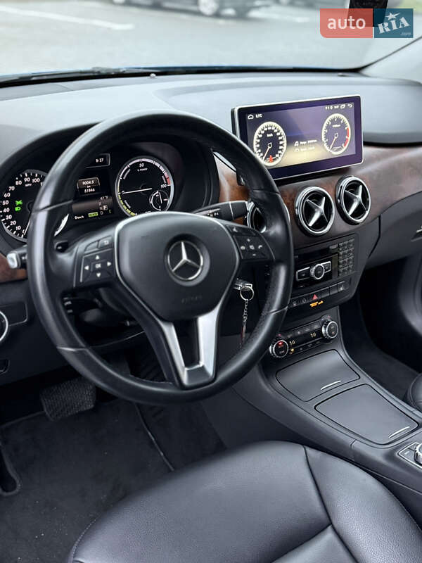Хэтчбек Mercedes-Benz B-Class 2014 в Виннице