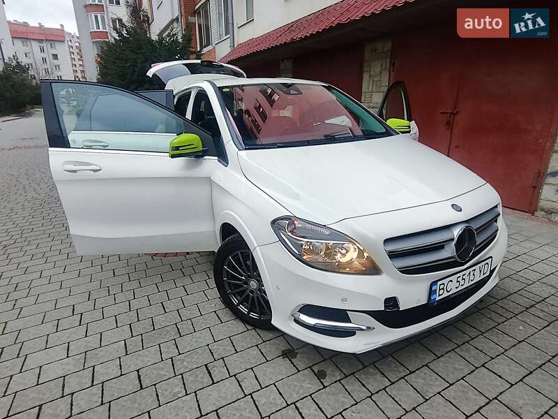 Хетчбек Mercedes-Benz B-Class 2016 в Львові