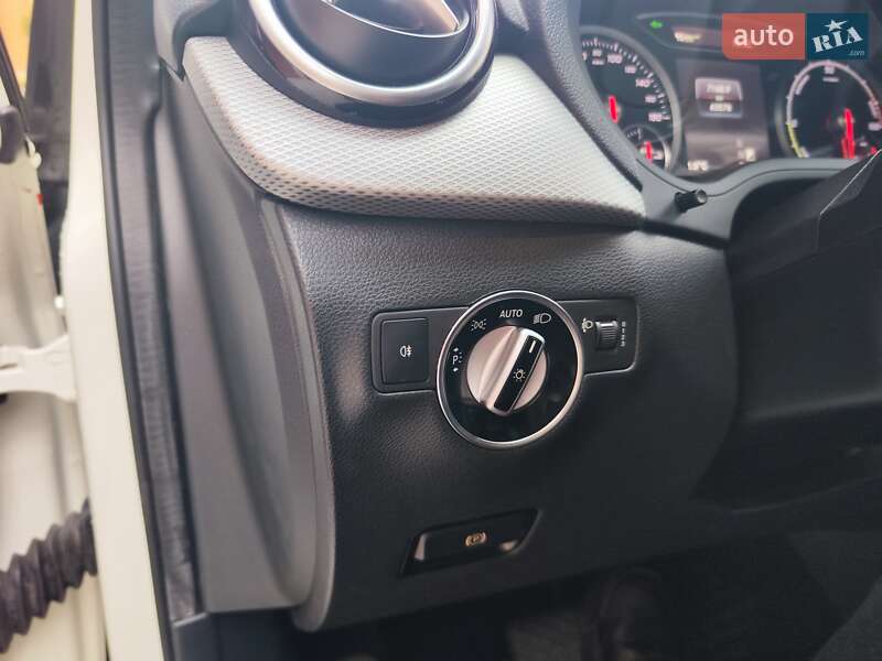 Хетчбек Mercedes-Benz B-Class 2016 в Львові