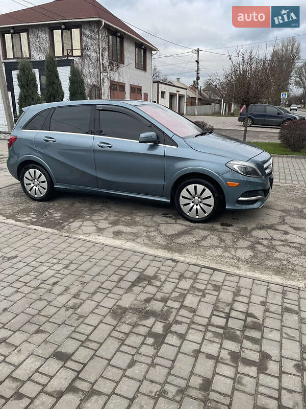 Mercedes-Benz B-Class 2014