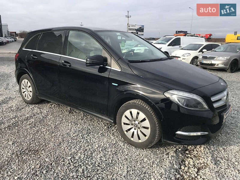Хетчбек Mercedes-Benz B-Class 2017 в Львові фото 2 Хетчбек Mercedes-Benz B-Class 2017 в Львові