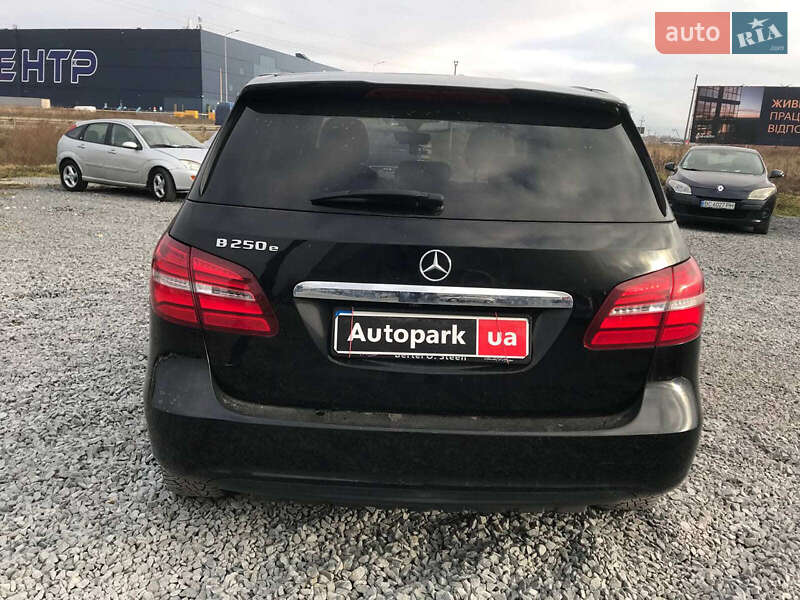 Хетчбек Mercedes-Benz B-Class 2017 в Львові фото 3 Хетчбек Mercedes-Benz B-Class 2017 в Львові