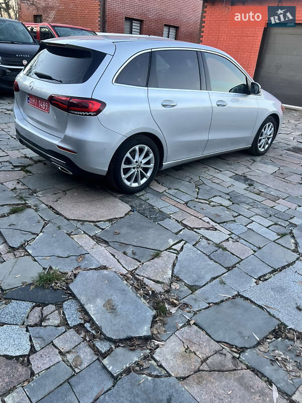 Хэтчбек Mercedes-Benz B-Class 2019 в Коростене