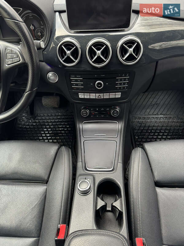 Хетчбек Mercedes-Benz B-Class 2015 в Горохові