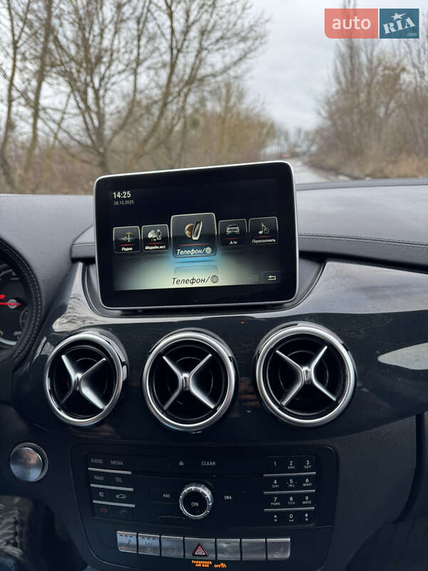Хетчбек Mercedes-Benz B-Class 2015 в Горохові
