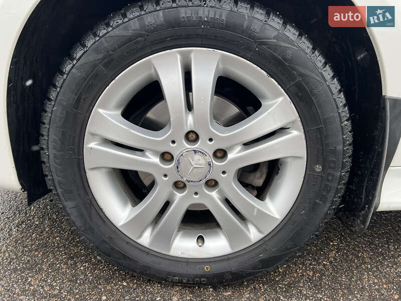 Хэтчбек Mercedes-Benz B-Class 2010 в Николаеве фото 17 Хэтчбек Mercedes-Benz B-Class 2010 в Николаеве