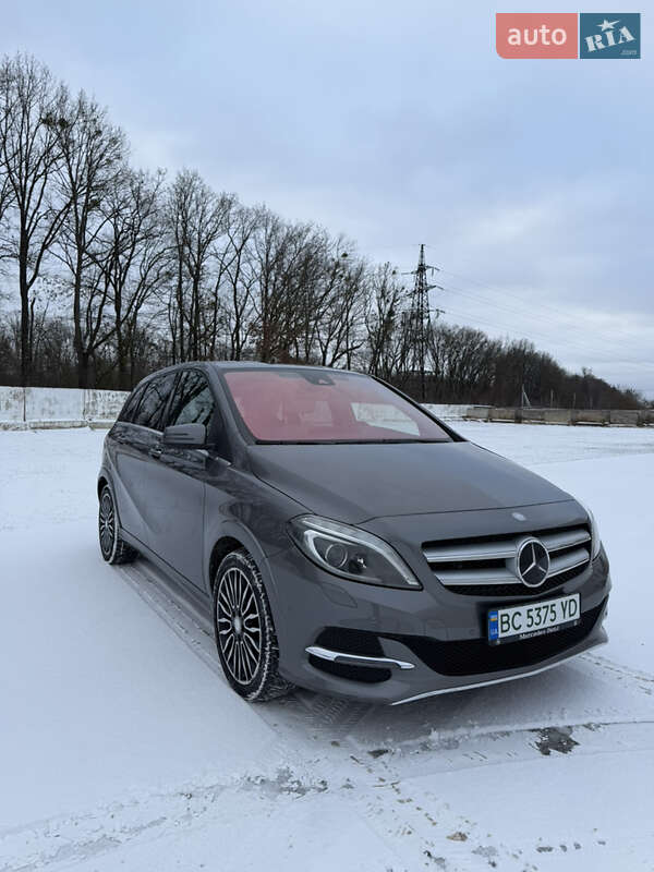 Mercedes-Benz B-Class 2016