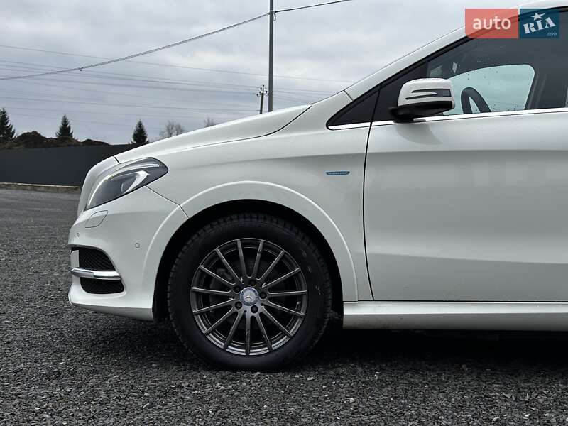 Хетчбек Mercedes-Benz B-Class 2017 в Львові