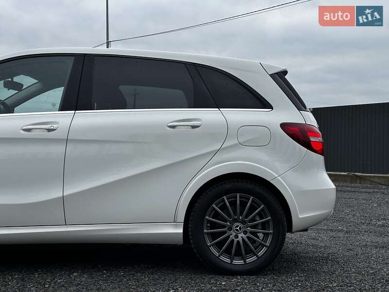 Хетчбек Mercedes-Benz B-Class 2017 в Львові