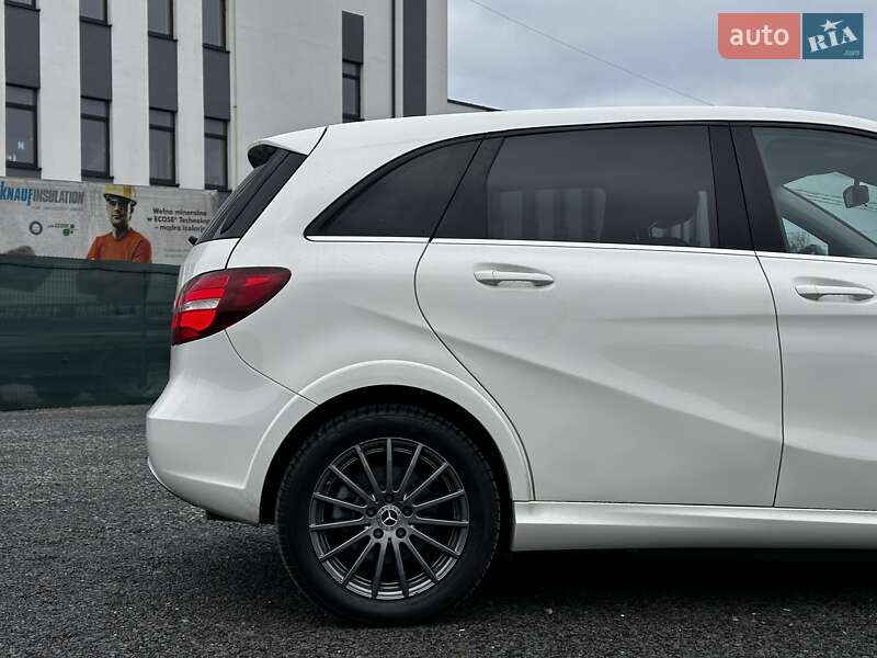 Хетчбек Mercedes-Benz B-Class 2017 в Львові
