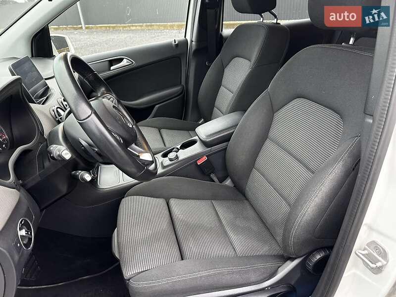 Хетчбек Mercedes-Benz B-Class 2017 в Львові