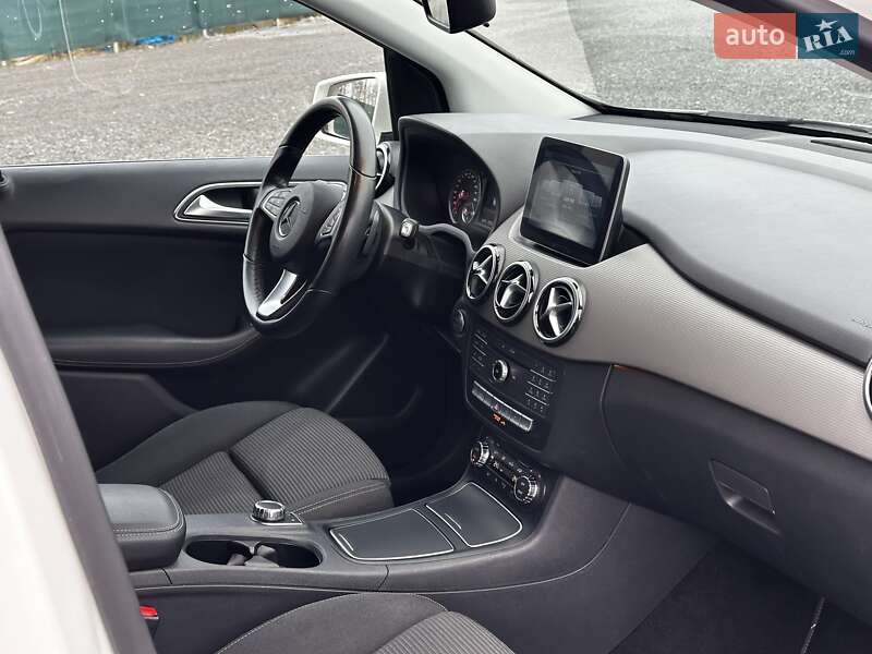 Хетчбек Mercedes-Benz B-Class 2017 в Львові