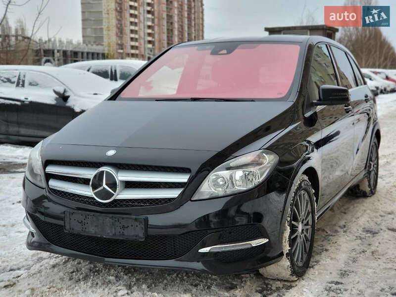 Mercedes-Benz B-Class 2015
