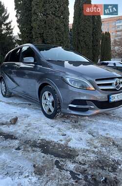 Хэтчбек Mercedes-Benz B-Class 2015 в Ровно