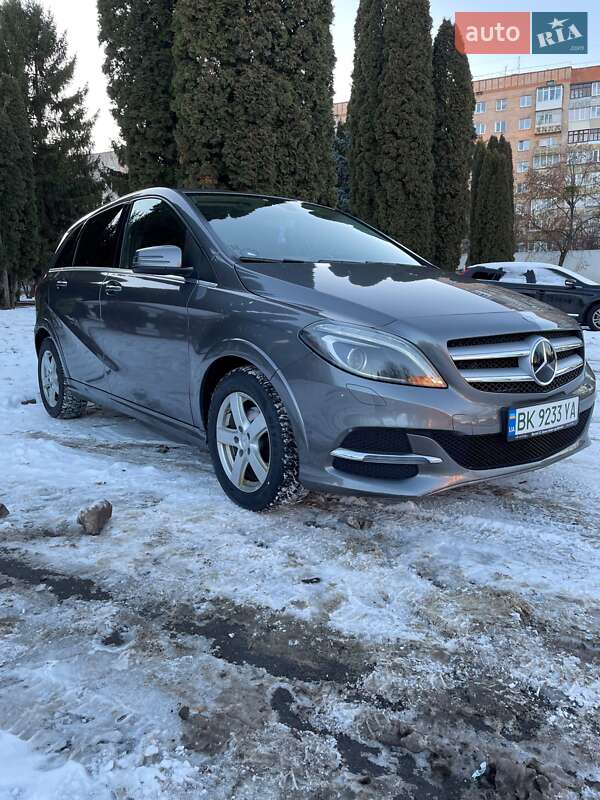 Mercedes-Benz B-Class 2015