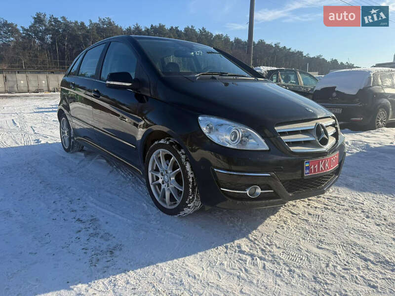 Mercedes-Benz B-Class 2011
