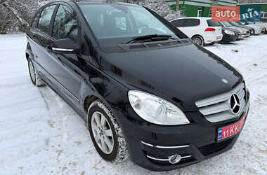 Хэтчбек Mercedes-Benz B-Class 2010 в Киеве