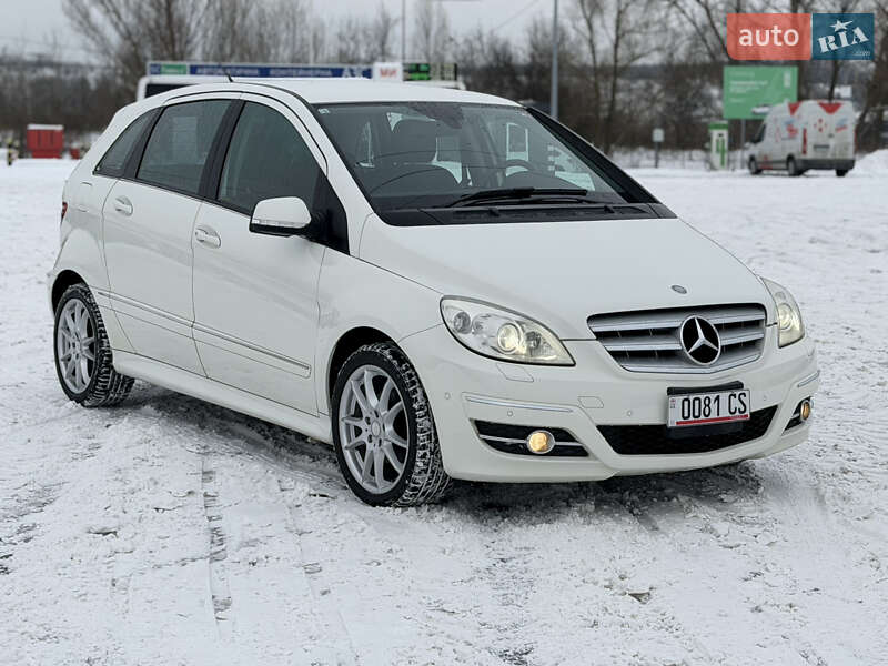 Mercedes-Benz B-Class 2010