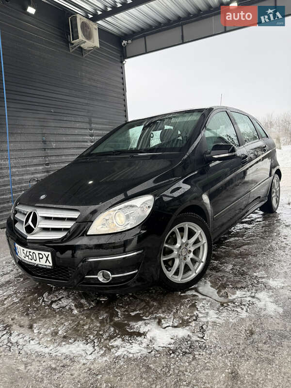 Mercedes-Benz B-Class 2010