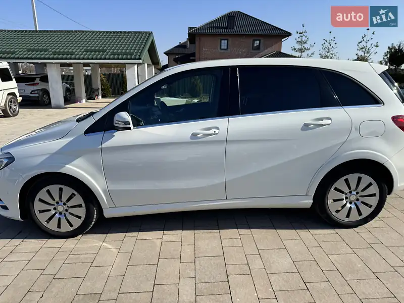 Mercedes-Benz B-Class 2015 VIN WDD2428901J005399 фото оголошення 5 з 31
