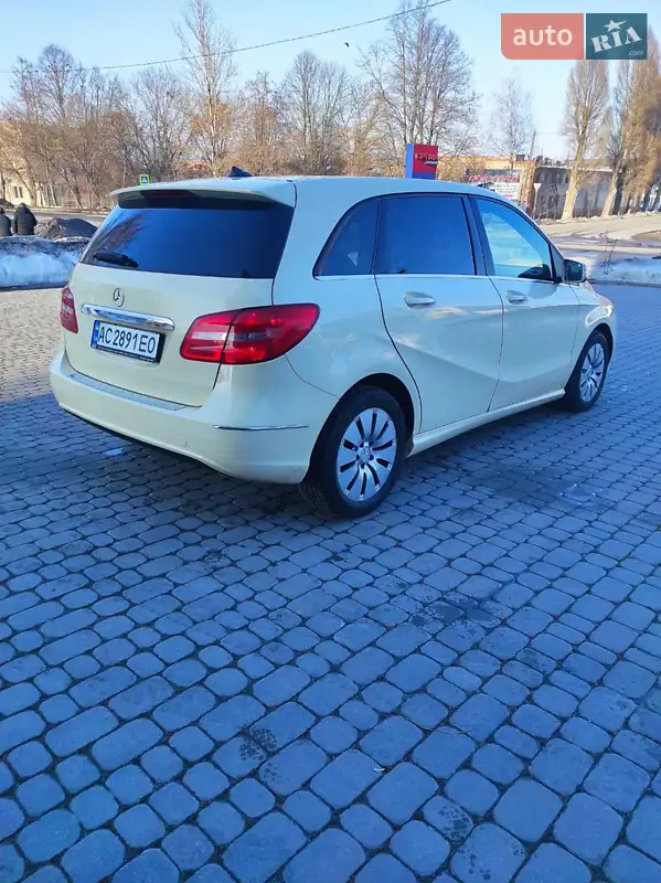 Mercedes-Benz B-Class 2014 VIN WDD2462121J292059 фото оголошення 26 з 93