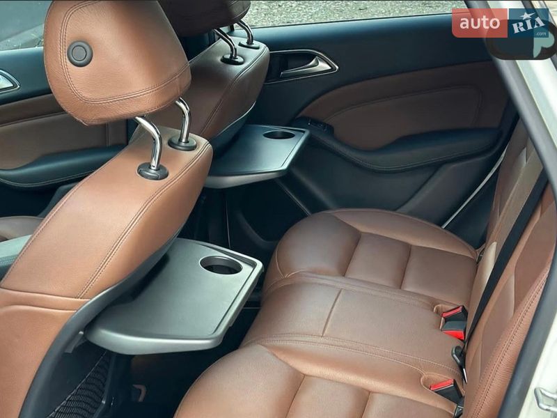 Хэтчбек Mercedes-Benz B-Class 2016 в Семеновке