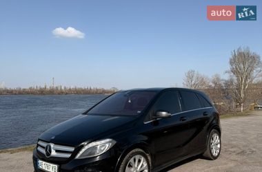 Хэтчбек Mercedes-Benz B-Class 2016 в Днепре