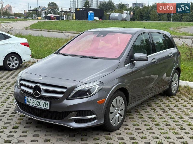 Хетчбек Mercedes-Benz B-Class 2016 в Житомирі