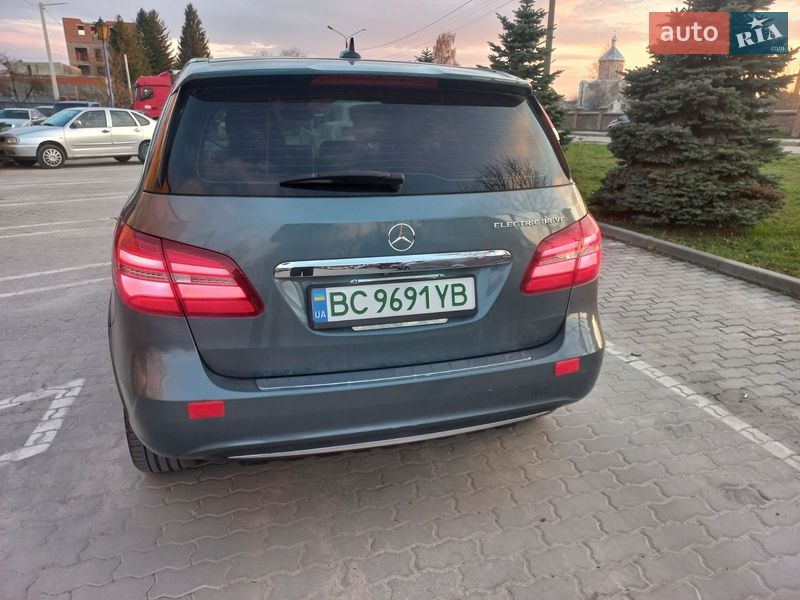 Хэтчбек Mercedes-Benz B-Class 2015 в Трускавце