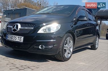 Хэтчбек Mercedes-Benz B-Class 2011 в Львове