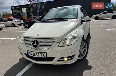 Хэтчбек Mercedes-Benz B-Class 2010 в Киеве