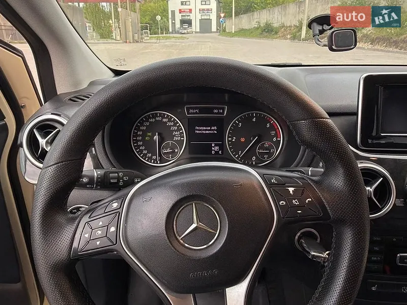 Mercedes-Benz B-Class 2014 VIN WDD2462121J292059 фото оголошення 10 з 93